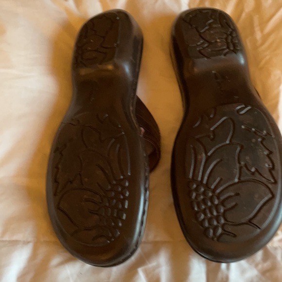 Clarks Sandals - Picture 2 of 2